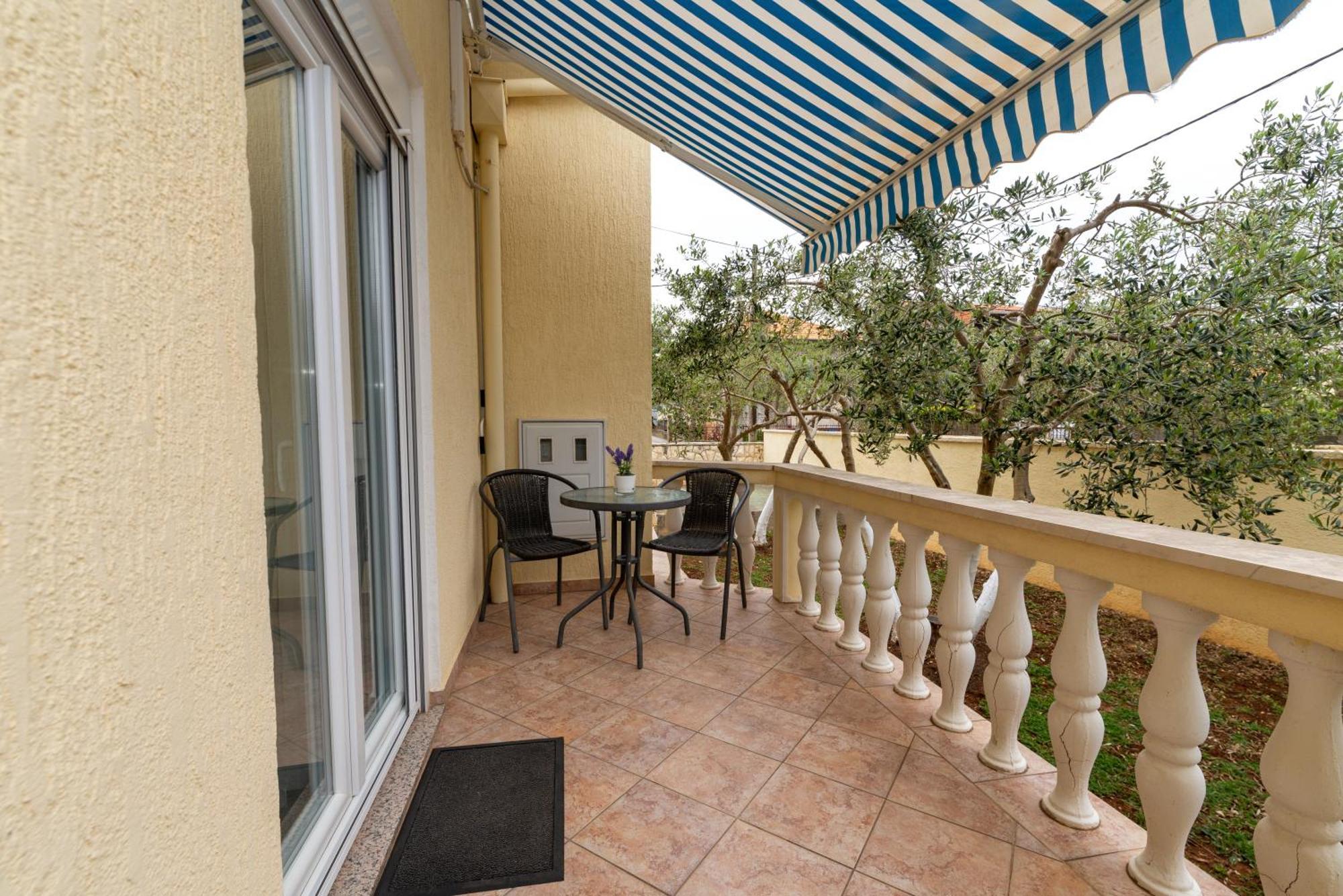 זאדאר Villa K&F Borik מראה חיצוני תמונה